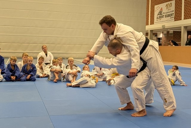 PXL_20251024_162721386