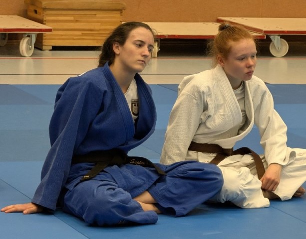 PXL_20251024_181252989.TS-000