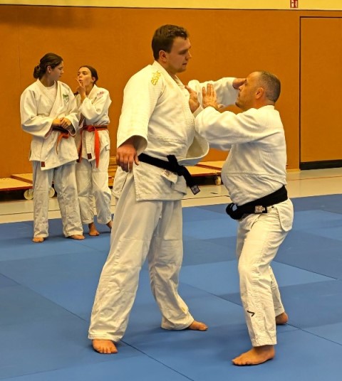 PXL_20251024_182627591.TS-000