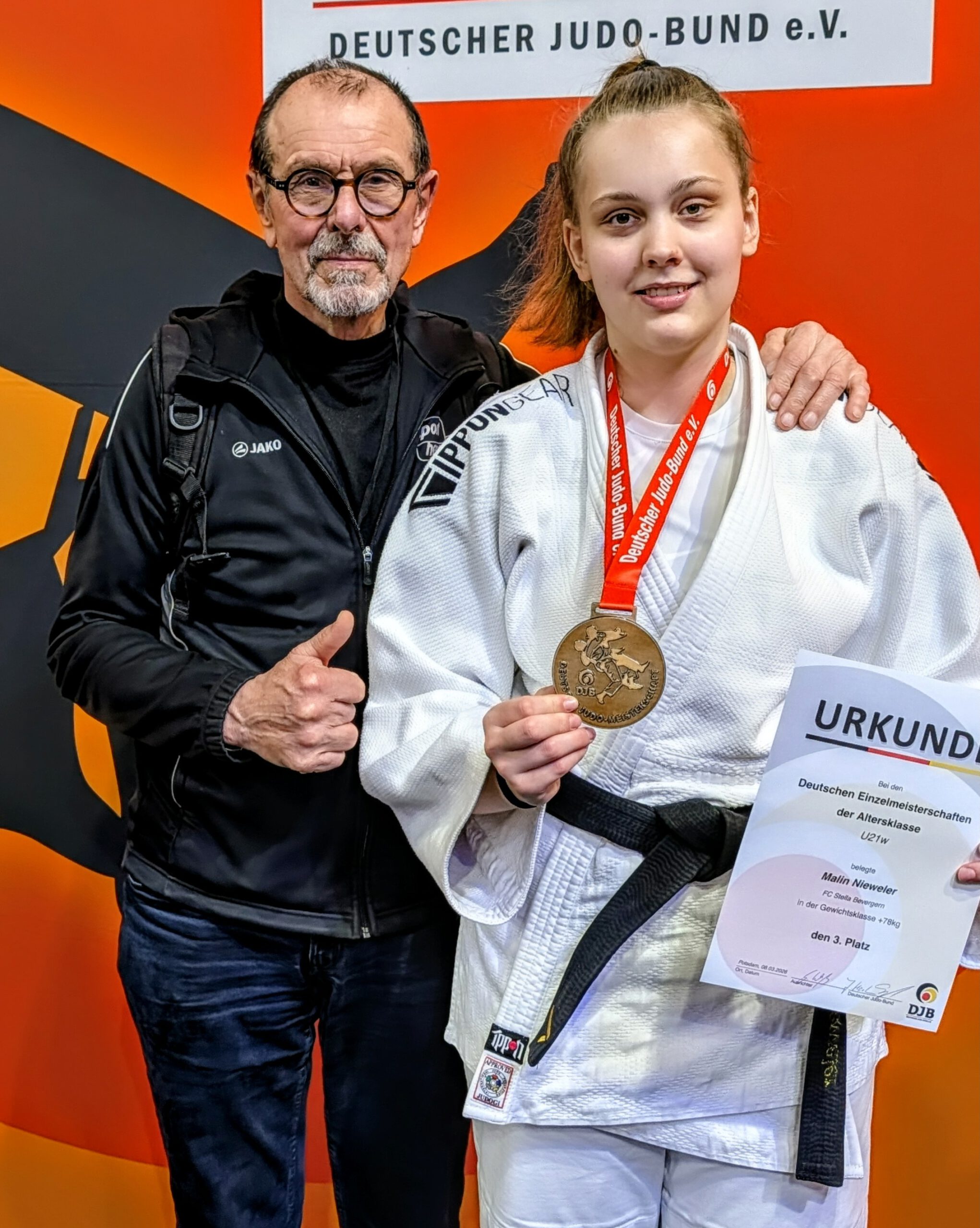 03. Malin Nieweler und Trainer Klaus Büchter